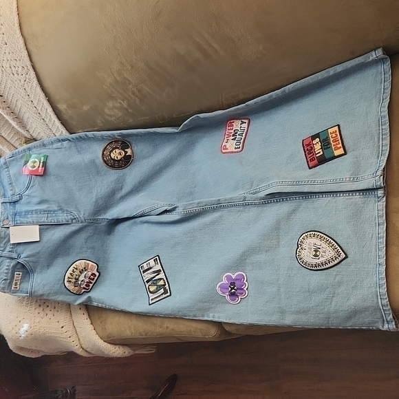 Awesome Nwt Cross Colours Patched Wide Leg Jeans-Size 30 Waist - Picture 4 of 6